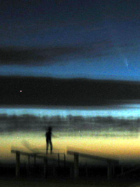 very fuzzy image of comet mcnaught